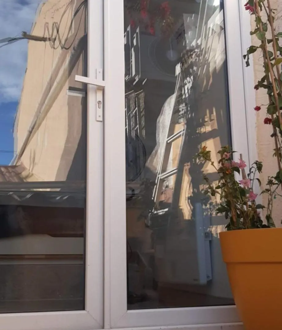 Cabanon Vue Mer Et Calanques Les Goudes Marseille Hébergement de vacances