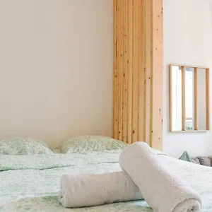 Studio Cosy Avec Terrasse Au Coeur De Appartement
